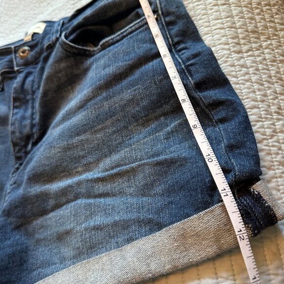 Denim Shorts W30 size 11 Rolled Hem Stretch Medium Wash - Picture 7 of 8